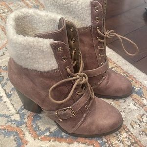 Express heel booties 9